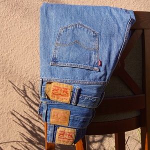 Men’s Vintage Levi’s Jeans (Various Sizes Available)